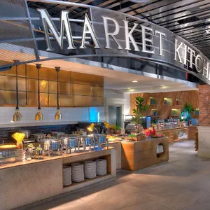Movenpick & Convention Centre Klia Hotell